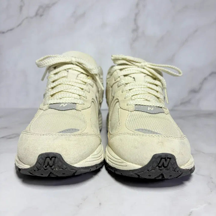 [BUNJANG] New Balance 2002R Beige Calm Taupe / [230] 뉴발란스 2002R 베이지 캄 토프