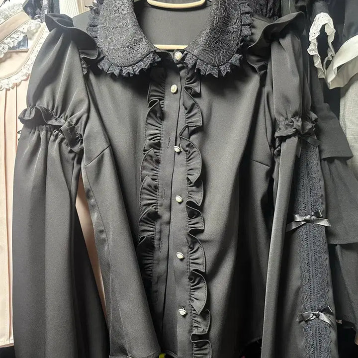 [BUNJANG] Nogenki Detachable Sleeve Blouse Jireikei / 노겡키 블라우스 지뢰계