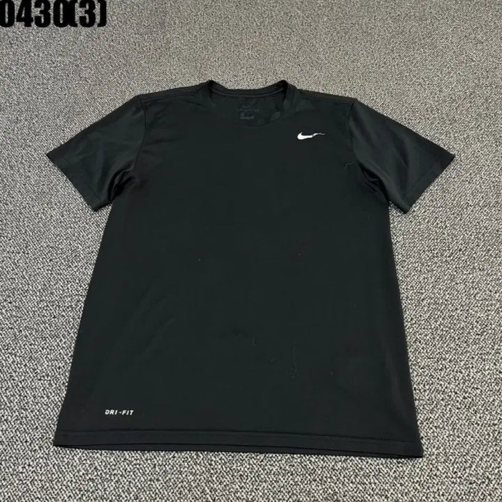 [BUNJANG] Nike Dri-FIT Black Short Sleeve T-Shirt / 나이키 드라이핏 블랙 반팔 티셔츠l 0430