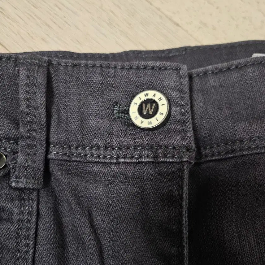 [BUNJANG] Sohn Jung Wan SJ Wany Black Denim Pants / 손정완 SJ Wany 진바지