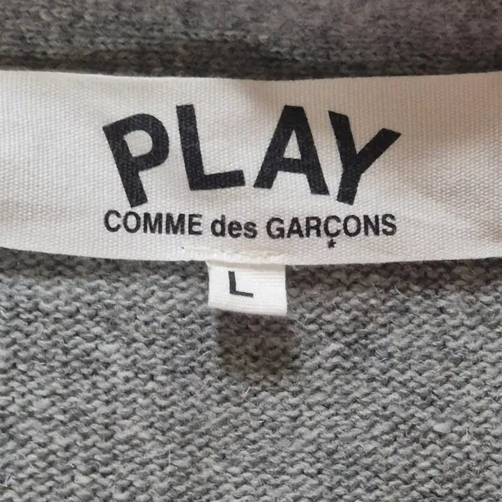[BUNJANG] Comme des Garçons Play Heart Appliqué Cardigan (Women&