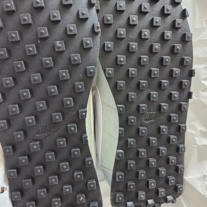 [BUNJANG] Nike New Shoes Size 275 / 나이키 새상품 신발 275