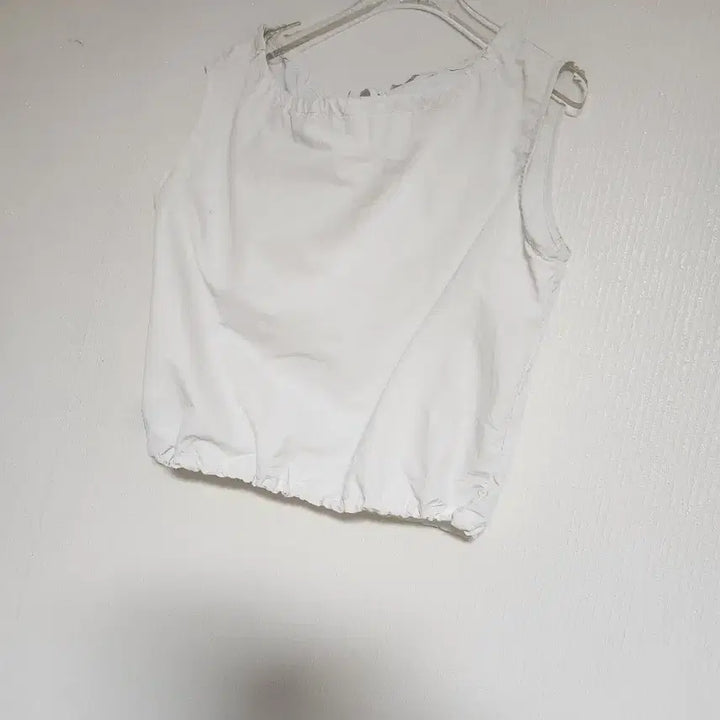 [BUNJANG] Musinsa Standard 2024 Semi-Cropped Nylon Blouse (Size 55) / 무신사스텐다드2024바스락 나일론 블라우스55