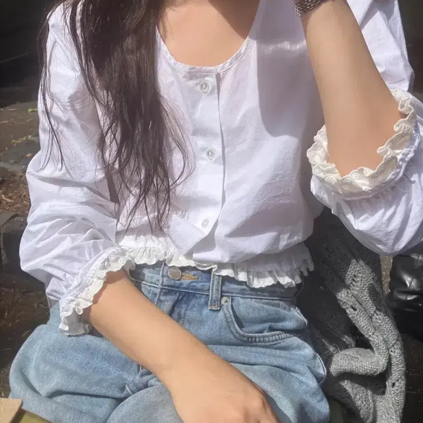 [BUNJANG] Bymood Lace Blouse / 바이무드 레이스 블라우스