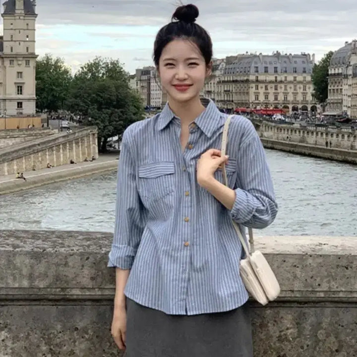 [BUNJANG] Attirance Wood Button Stripe Shirt / 아뜨랑스 우드버튼 스트라이프 셔츠