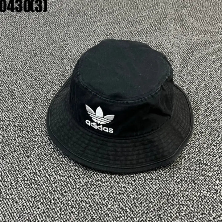 [BUNJANG] Adidas Black Bucket Hat / 아디다스 블랙 버킷햇 0430