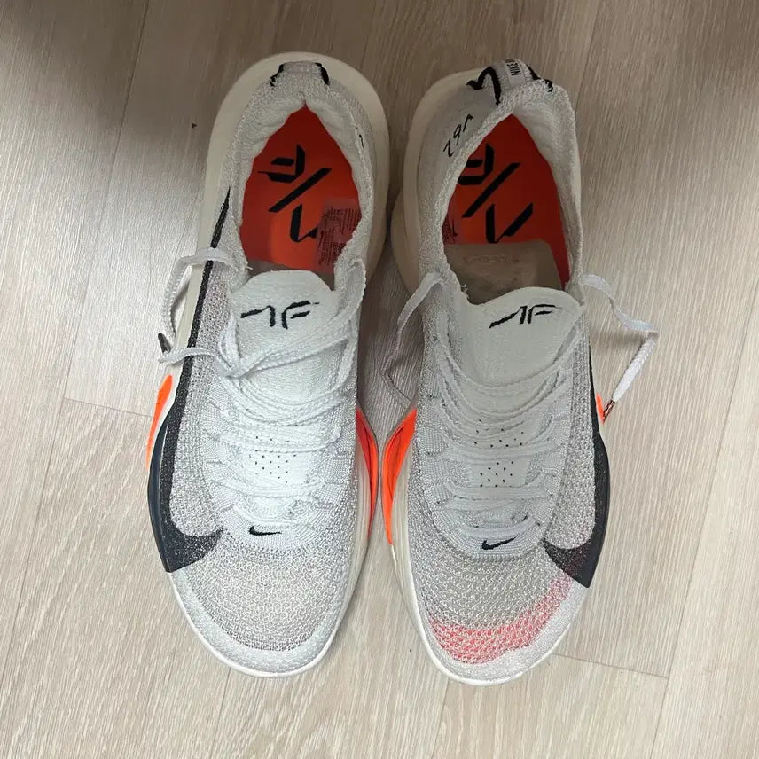 [BUNJANG] Nike Air Zoom Alphafly NEXT% 3 White Total Orange Running Shoes 260 / 나이키 에어 줌 알파플라이 넥스트% 3 화이트 토탈 오렌지 260