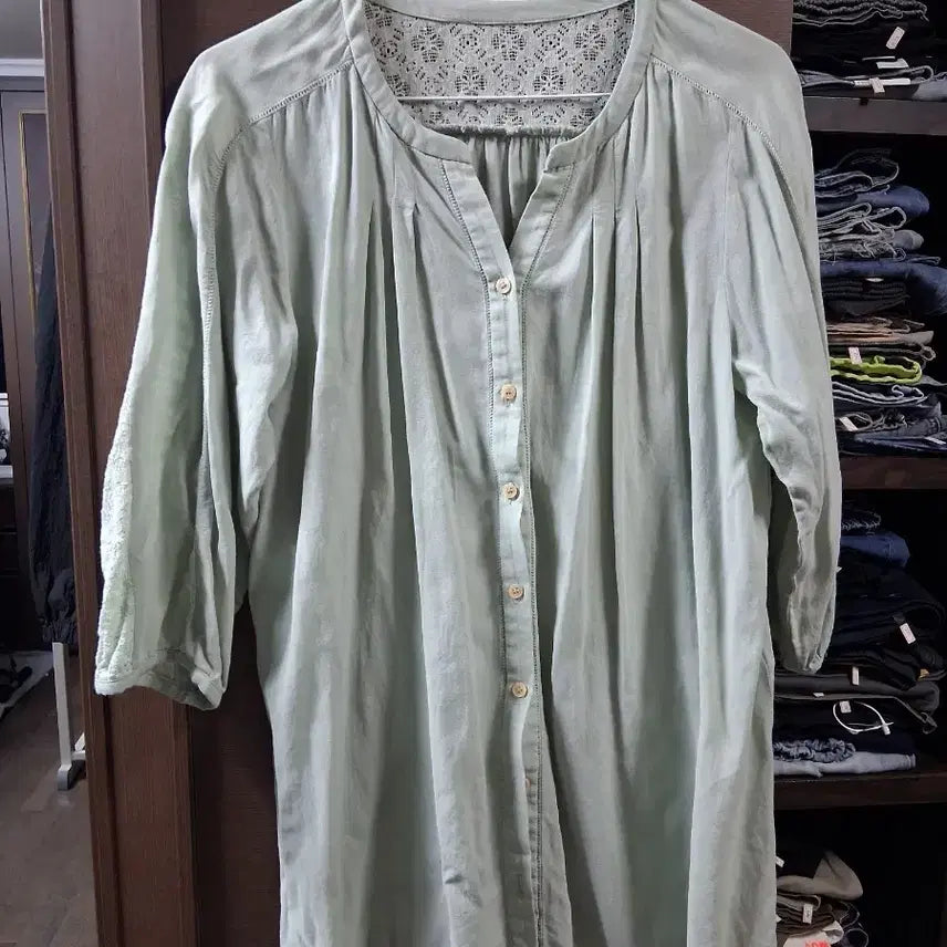 [BUNJANG] Mint Lace Blouse Shirt (7-part) / LINE 민트색 레이스 블라우스 셔츠 7부