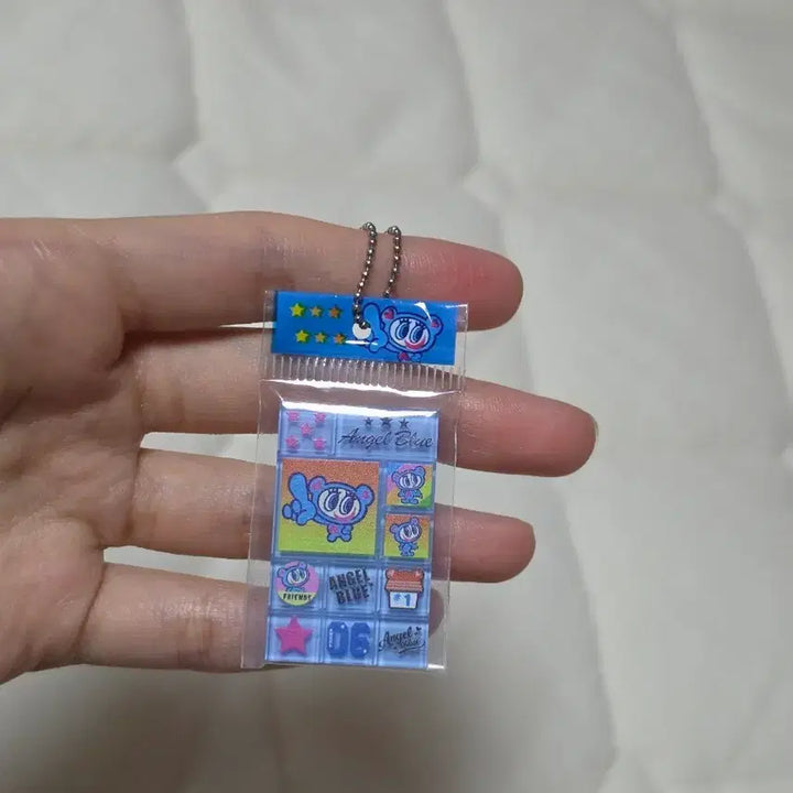 [BUNJANG] Angel Blue Sealed Sticker Keychain Gacha / 엔젤블루 씰 스티커 키링 가챠