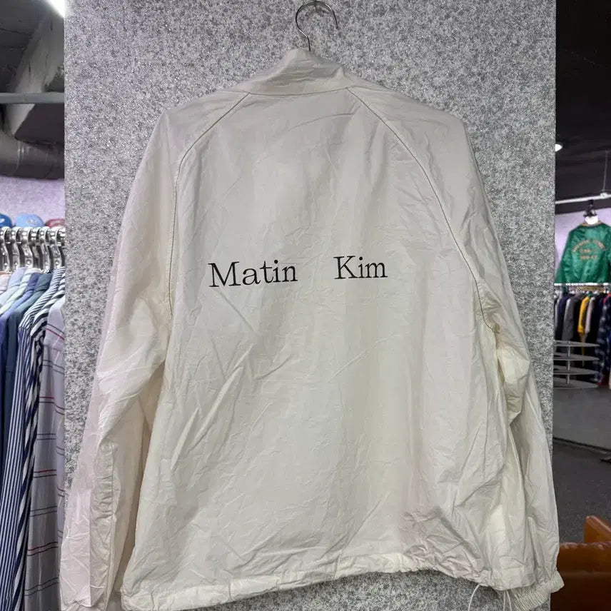 [BUNJANG] Matinkim Coated Windbreaker Jacket Ivory / 마뗑킴 코팅 바람막이 자켓 아이보리 B4678