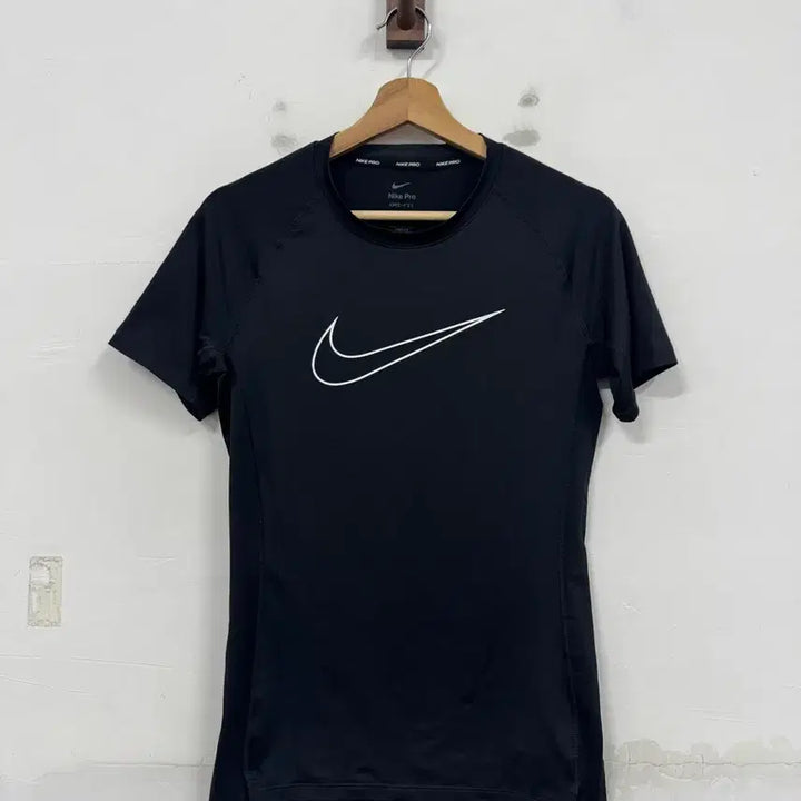 [BUNJANG] Nike Pro Dri-FIT Short Sleeve T-Shirt / (100)나이키프로 드라이핏 반팔티