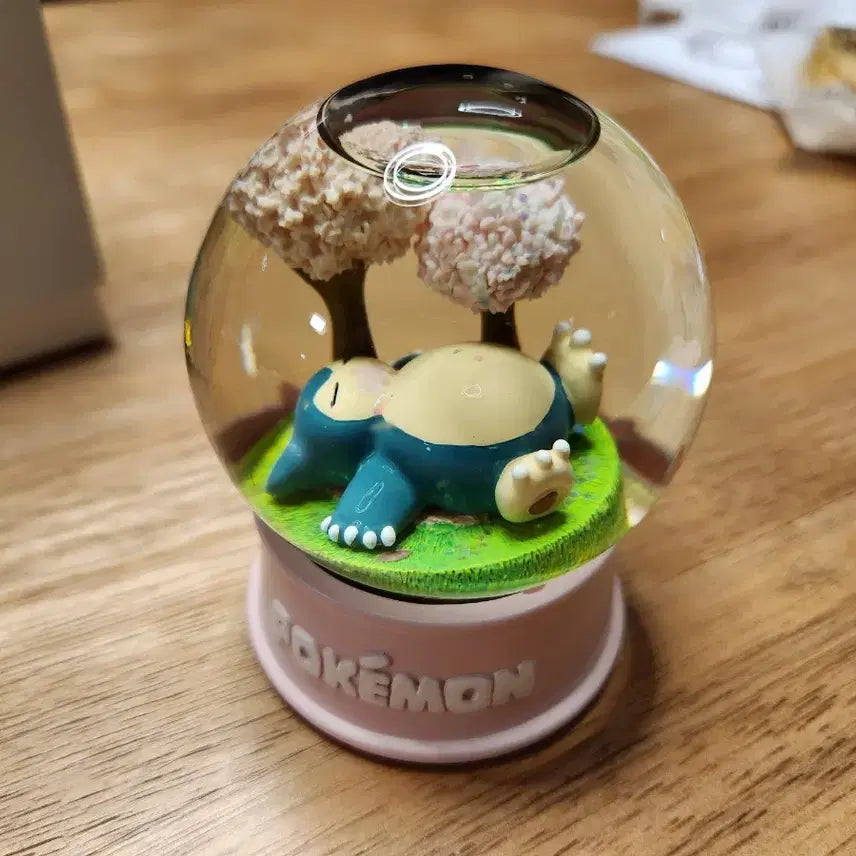 [BUNJANG] Lotte Riam Snorlax Snow Globe / 롯데리아 잠만보 스노우볼