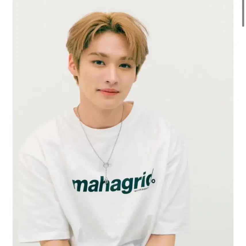 [BUNJANG] Magrid Short-Sleeve T-Shirt White / 마하그리드 반팔 티셔츠 화이트