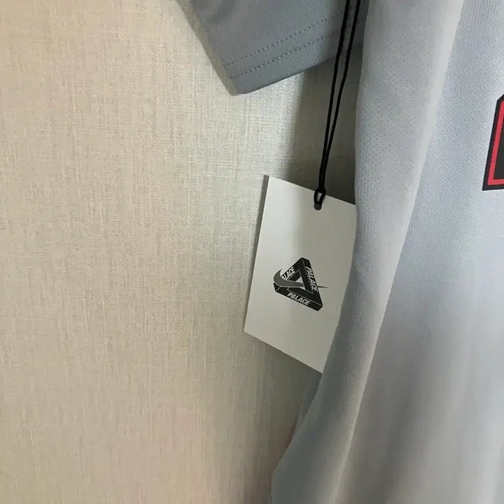 [BUNJANG] Palace x Nike Shop Jersey Fukuoka / [M] 팔라스 x 나이키 샵 저지 후쿠오카 쿼리