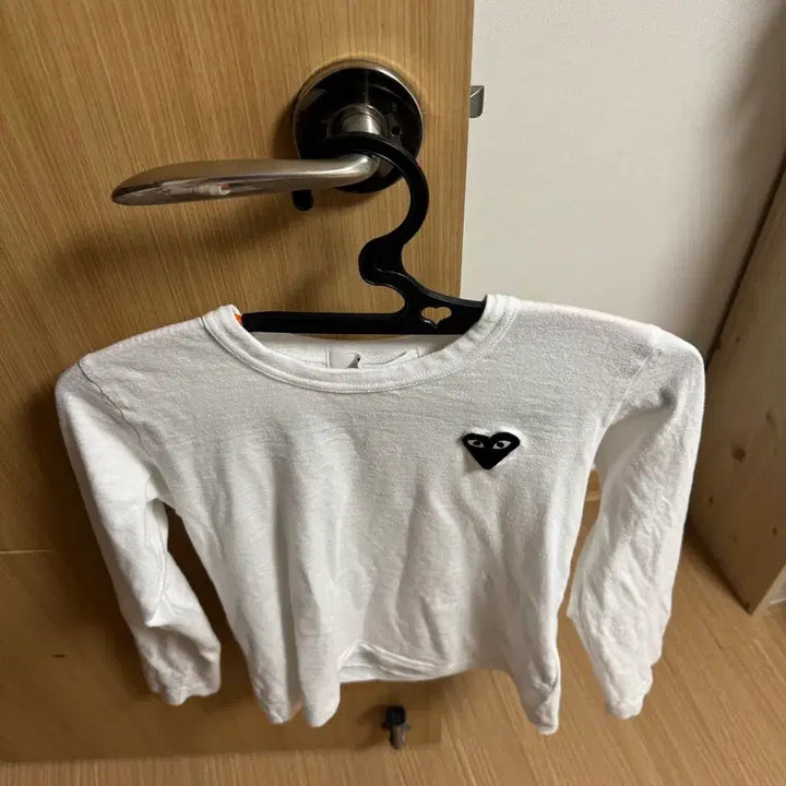 [BUNJANG] Comme des Garçons PLAY Black Heart Long Sleeve Shirt - Size S / 플레이 꼼데가르송 블랙 하트 롱슬리브 S