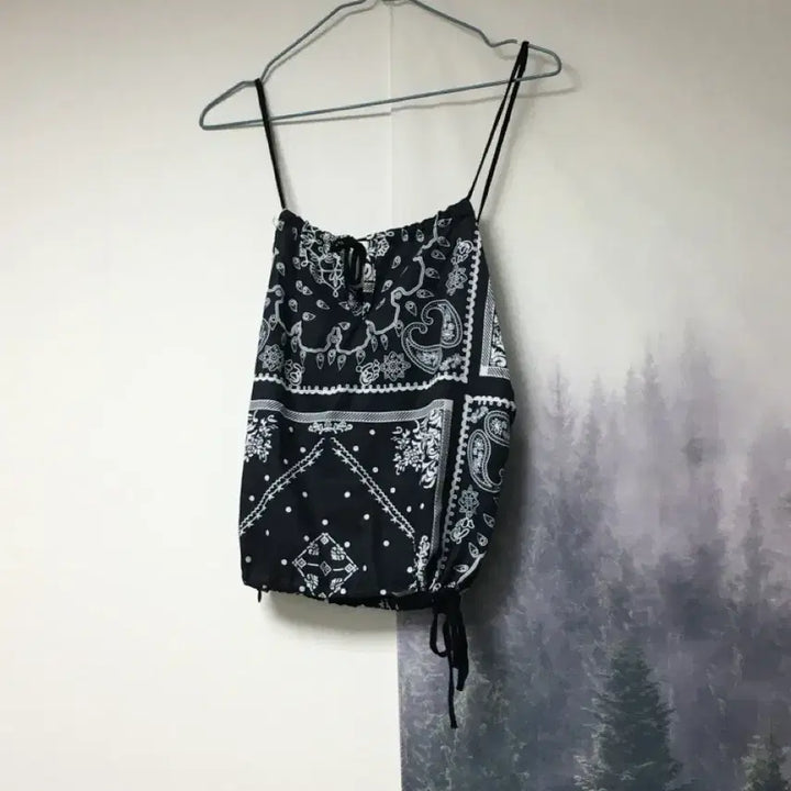 [BUNJANG] Oriental Style Sleeveless Top with Strap / 나시