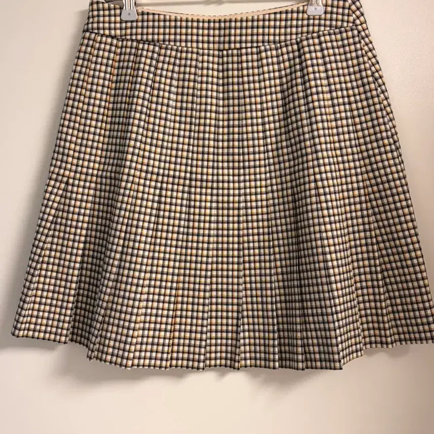 [BUNJANG] LIST Check Pleated Mini Skirt / LIST 리스트 체크 플리츠 미니스커트