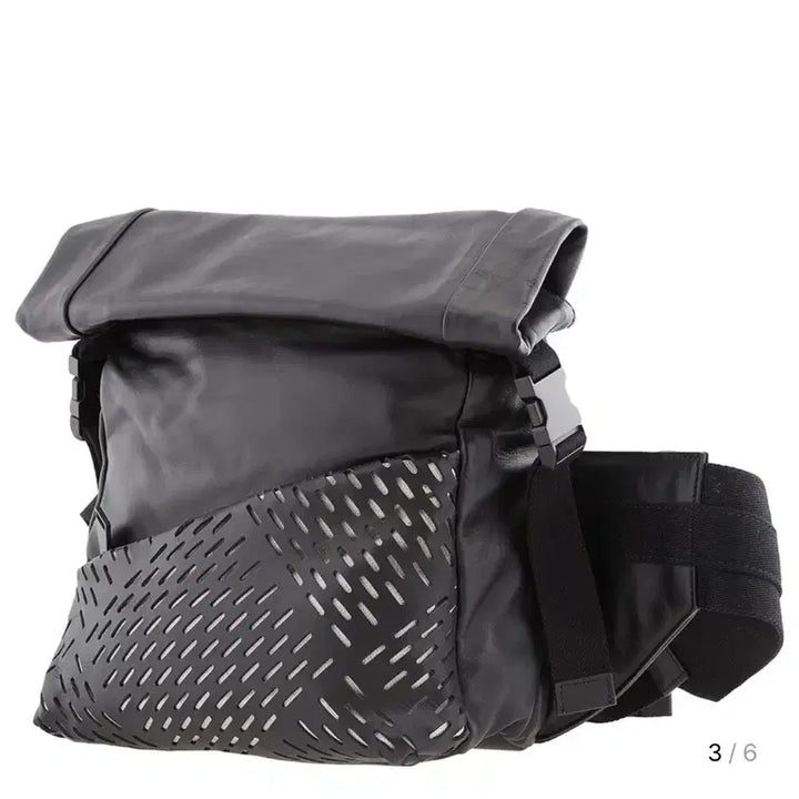 [BUNJANG] Bottega Veneta Black Crossbody Bag / 보테가베네타 크로스바디백 블랙