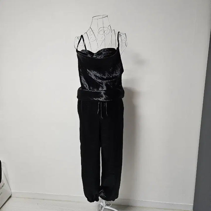[SOLD OUT] LNA jumpsuit 점프수트 수선필요