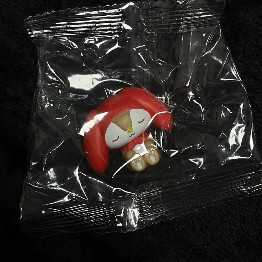 [BUNJANG] Sanrio My Melody Shoulder Cushion Gacha Fero Sealed / 산리오 마이리틀포레스트 어깨쿵 가챠 페로 미개봉 마이멜로디