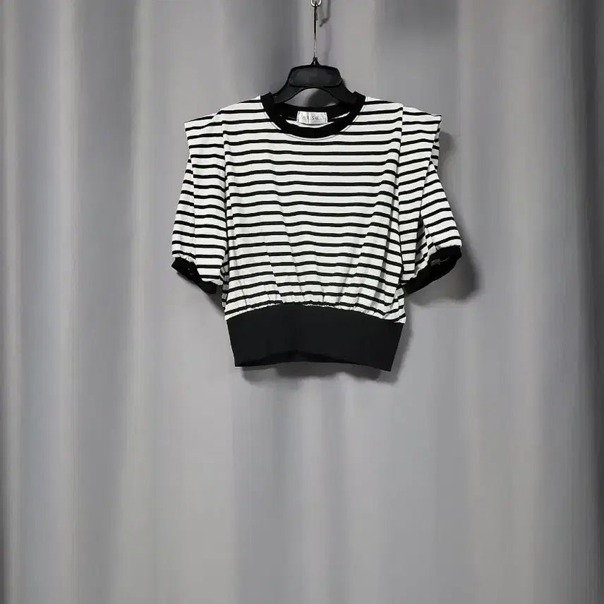 [BUNJANG] Wide Shoulder Striped T-Shirt / 와이드 숄더 단가라 티