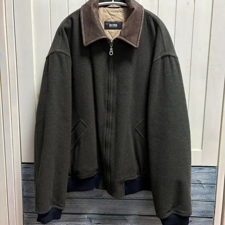 [BUNJANG] Hugo Boss 90s Leather Collar Virgin Wool Jacket / 90s 휴고보스 레더 카라 자켓 실측 라지 사이즈