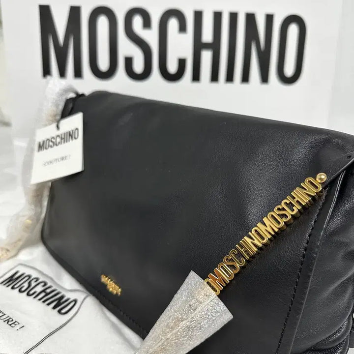 [BUNJANG] Moschino Logo Lettering Shoulder Bag / 모스키노 MOSCHINO 로고 레터링 숄더백 미사용 새상품