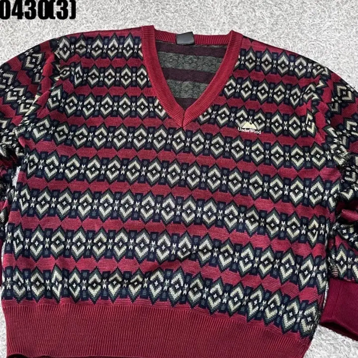 [BUNJANG] Underwood V-Neck Pattern Knit / 언더우드 브이넥 패턴 니트 0430