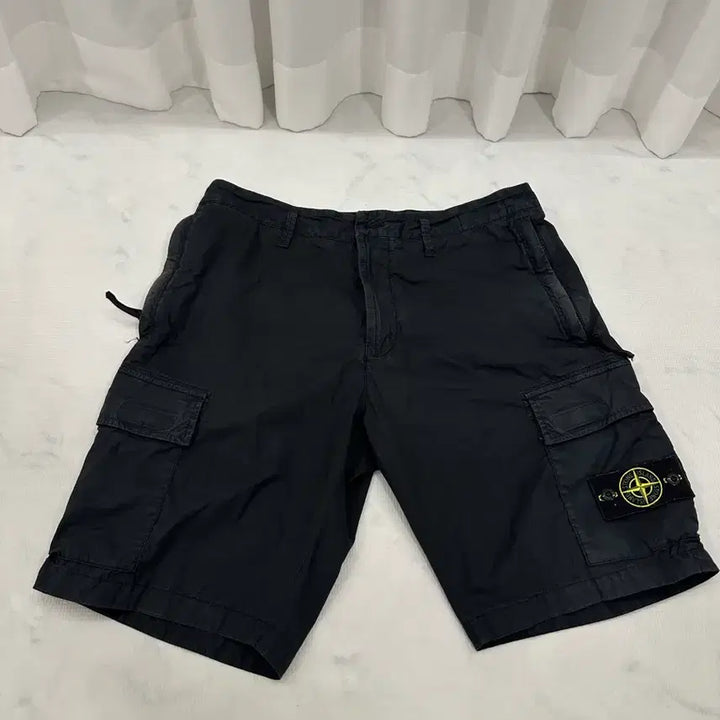 [BUNJANG] Stone Island Garment Dyed Cargo Shorts W34 (TYPE RE) / 스톤아일랜드 가먼트다잉 카고 반바지 W34 (TYPE RE)