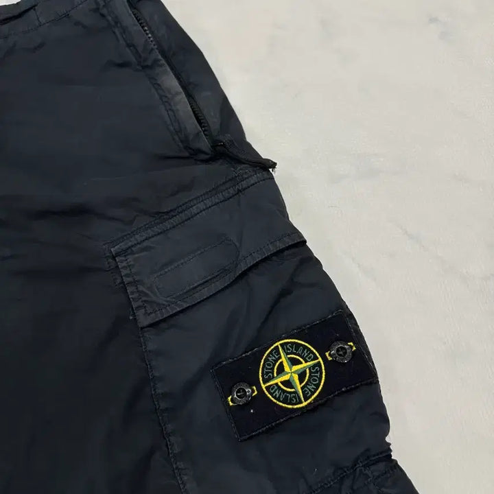 [BUNJANG] Stone Island Garment Dyed Cargo Shorts W34 (TYPE RE) / 스톤아일랜드 가먼트다잉 카고 반바지 W34 (TYPE RE)