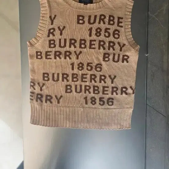 [BUNJANG] Burberry Vintage Knit Vest / 버버리 빈티지 니트티(택포)