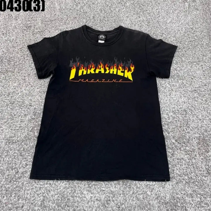 [BUNJANG] Thrasher Black Short Sleeve T-Shirt / 트래셔 블랙 반팔 티셔츠s 0430