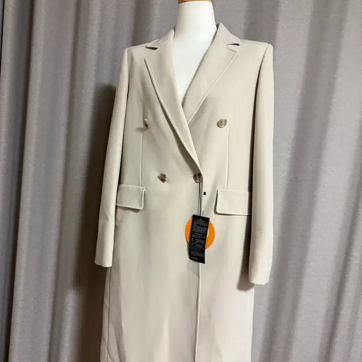[BUNJANG] Beige Double Long Trench Coat / 새상품) 베이지 더블 롱 코트 트렌치 코트 (~66)