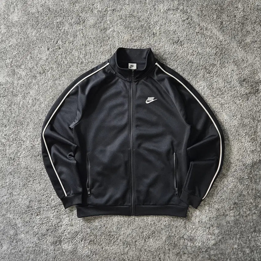 [BUNJANG] Nike Training Jacket Black White Swoosh Logo Polyester / [무료배송] Nike 트레이닝 자켓