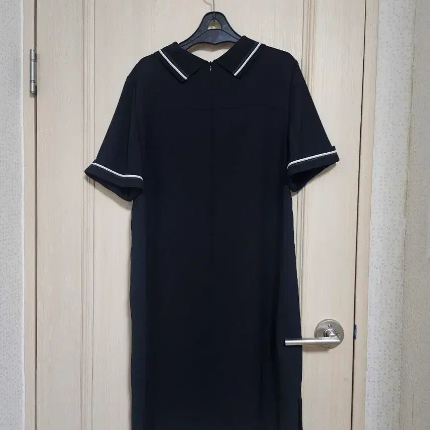[BUNJANG] Flamingo Black Short Sleeve Collar Dress / 후라밍고 블랙 반팔 카라 원피스