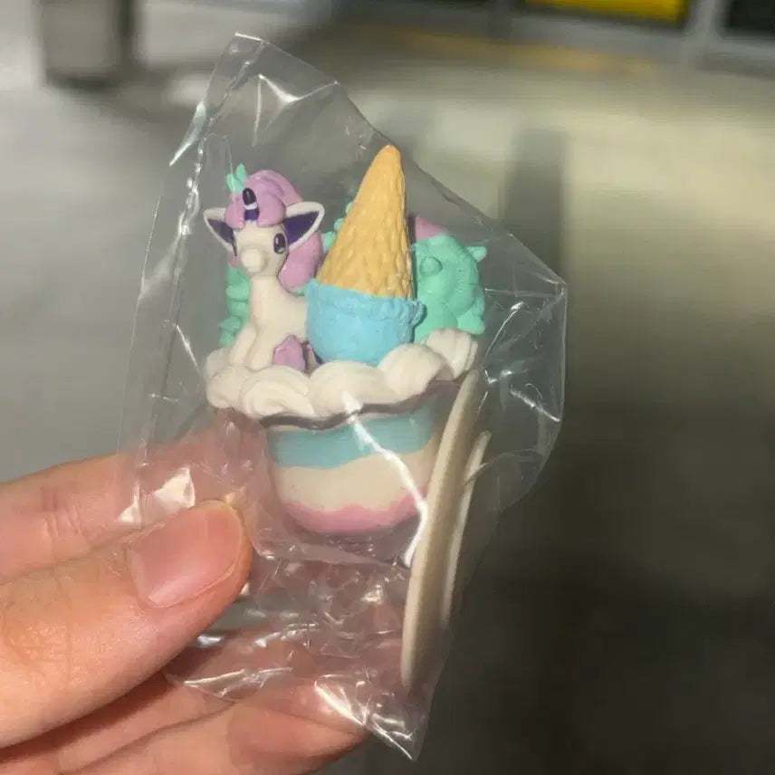 [BUNJANG] Pokemon Yummy Snacks Mascot 5 Gachapon Ponyta / 포켓몬스터 야미 맛있는 간식 마스코트5 가챠 (포니타)