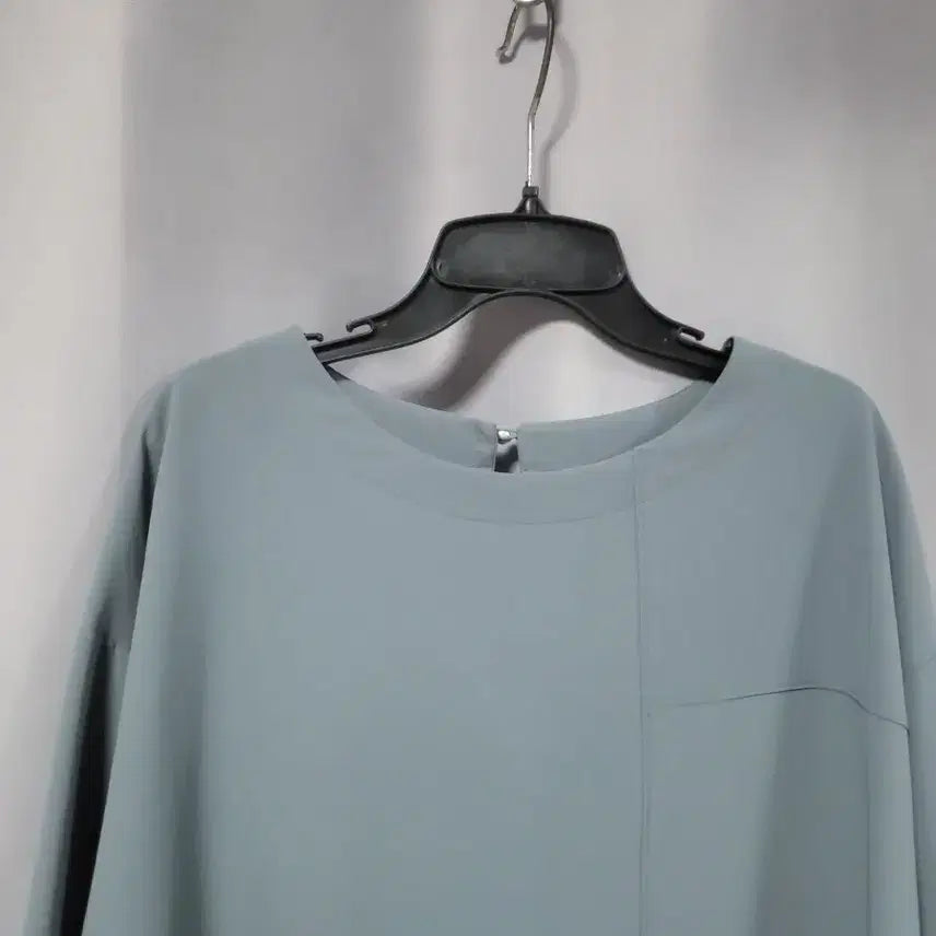 [BUNJANG] Pocket 7-Sleeve Blouse / 포켓 7부소매 티 블라우스