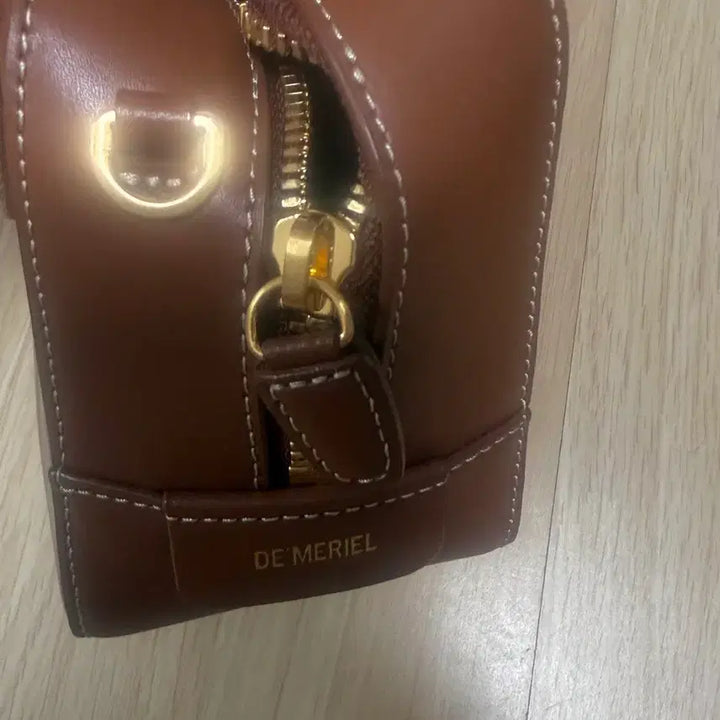[BUNJANG] DEMERIEL Tan Bowling Bag Medium Crossbody / DEMERIEL  탄 브라운 볼링백 Medium 드메리엘 크로스백