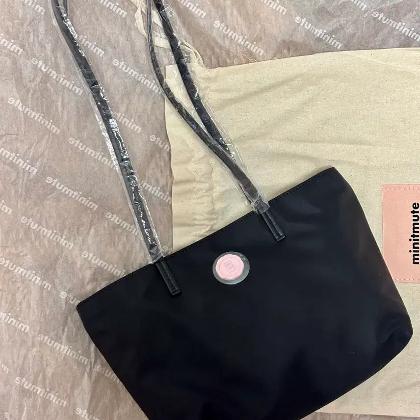 [BUNJANG] MinuteMute Clo Shoulder Yozakura Black Japan Limited / 미닛뮤트 클로 숄더 요자쿠라 블랙 일본 한정
