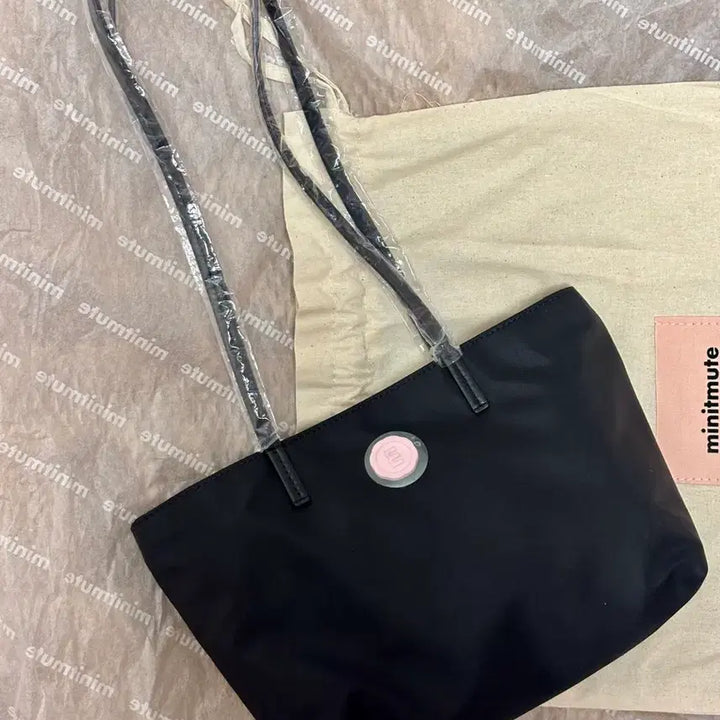 [BUNJANG] MinuteMute Clo Shoulder Yozakura Black Japan Limited / 미닛뮤트 클로 숄더 요자쿠라 블랙 일본 한정