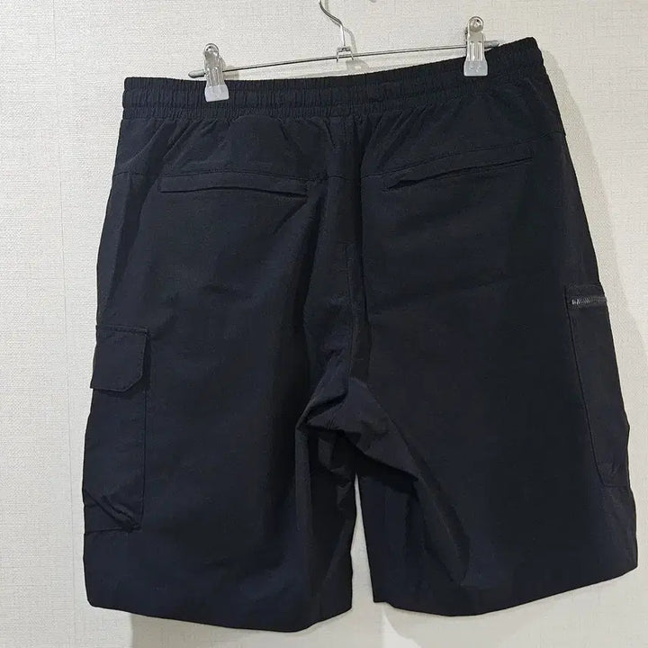 [BUNJANG] Nepa Black Cargo Shorts / 네파 검정 카고 반바지