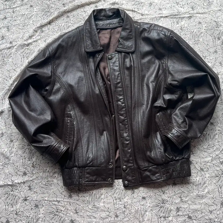 [BUNJANG] Vintage Cowhide Leather Bomber Jacket (Choco Brown) / 초코 브라운 봄버자켓 빈티지가죽 레더자켓 소가죽자켓 에이징가죽
