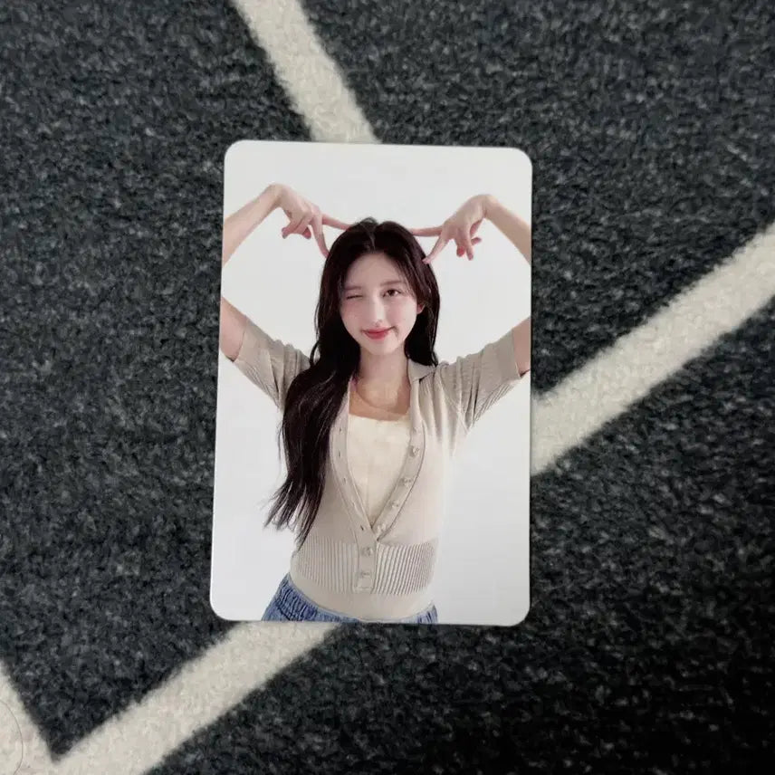 [BUNJANG] IVE Gaeul Mine Photocard POB (Starship) / 아이브 가을 마인 포토카드 미공포 포카 스타쉽