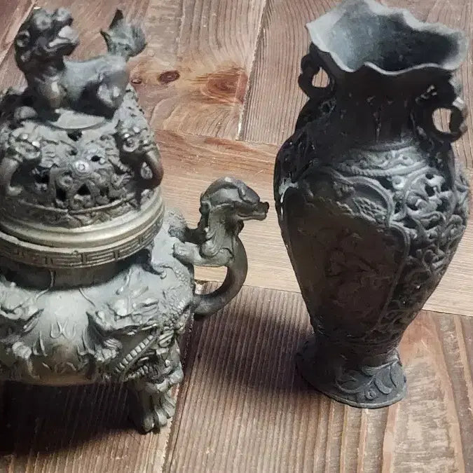[BUNJANG] Antique Cast Bronze Tripod Dragon Incense Burner &amp; Vase Set / 골동품 주물삼족 용 향로 &amp; 꽃병 세트