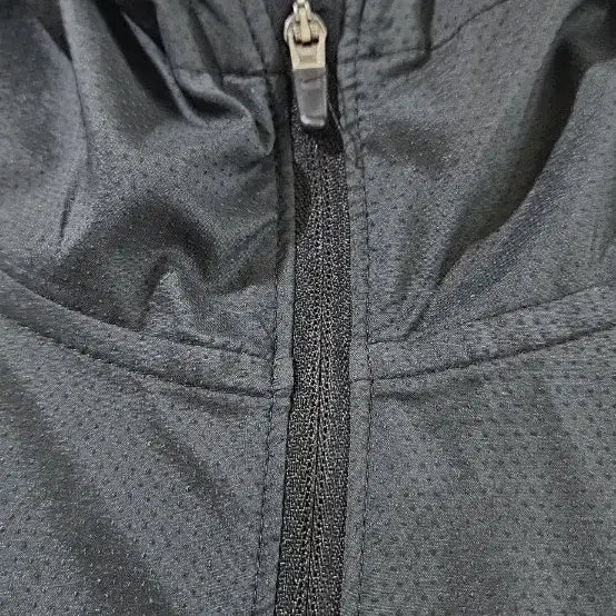 [BUNJANG] Nike Impossible Running Windbreaker / (새상품급)나이키 임파서블리 러닝 바람막이 L