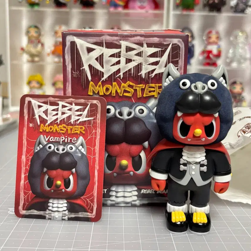 [SOLD OUT] REBEL MONSTER 뱀파이어 피규어