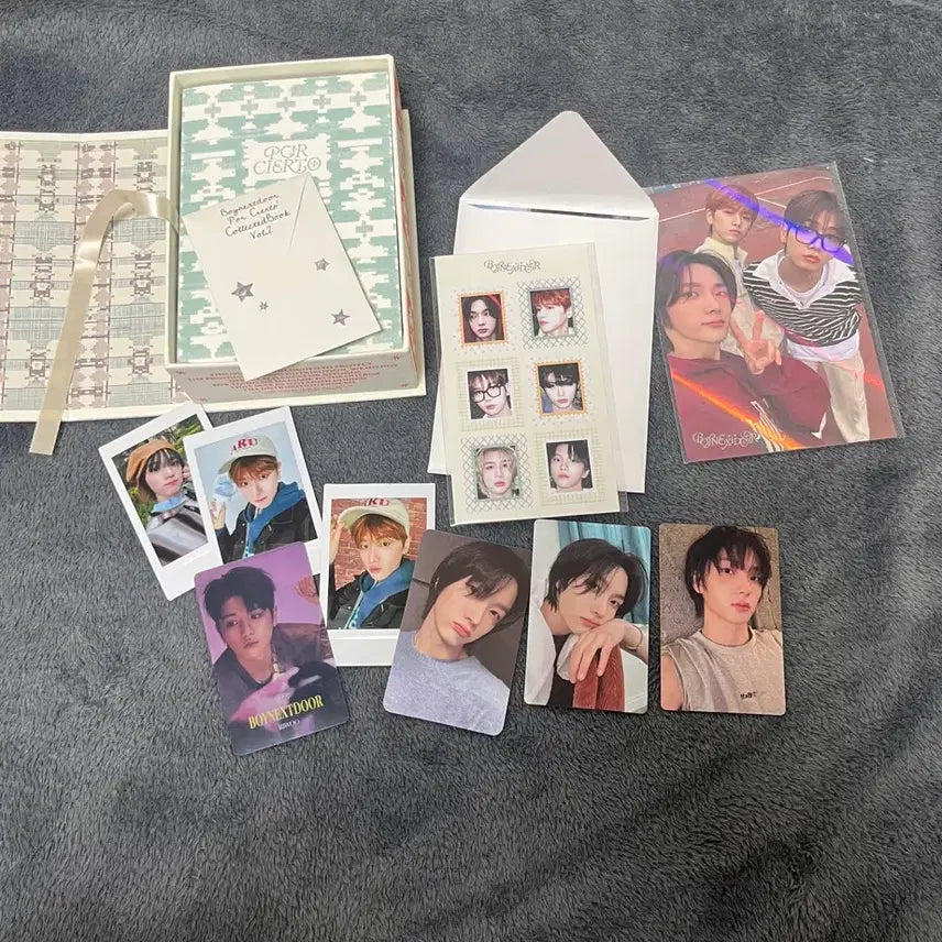[BUNJANG] BOYNEXTDOOR Collected Book Vol.2 Seongho Liu Myungjaehyun Bundle Set Photocard POB / 일괄)보넥도 콜렉티드북 vol.2 성호 리우 포카 특전 명재현