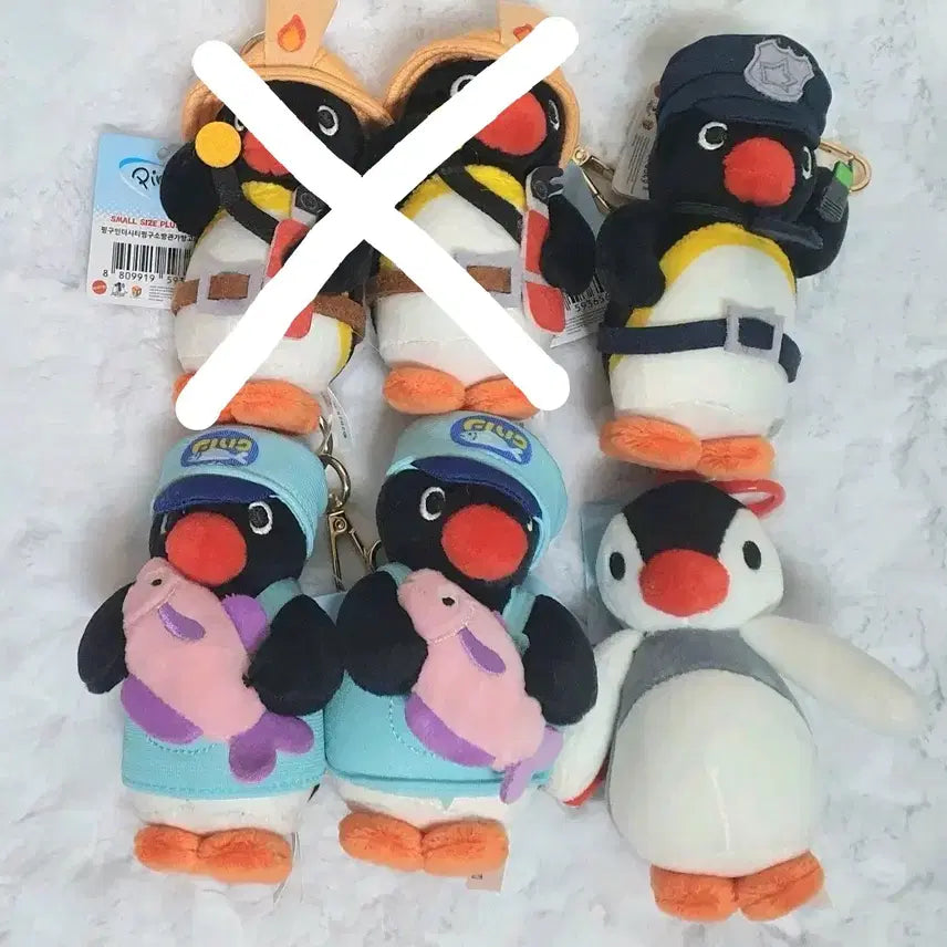 [BUNJANG] Pingu Policeman Tin Keychain (10cm) / 핑구 핑가 인형 키링10cm_경찰관 통조림