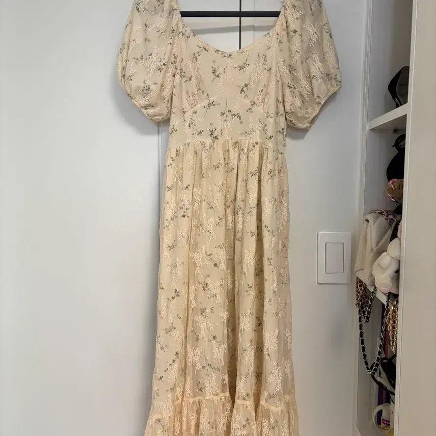 [BUNJANG] Ivory Flower Lace Dress / 플라워 레이스 원피스