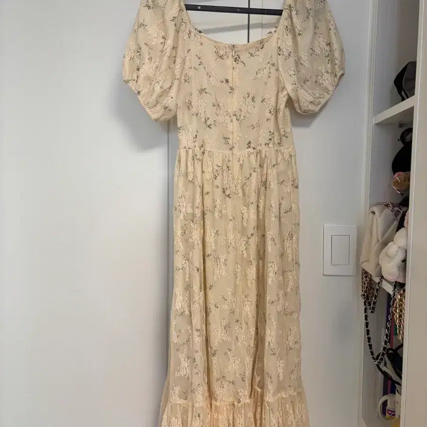 [BUNJANG] Ivory Flower Lace Dress / 플라워 레이스 원피스